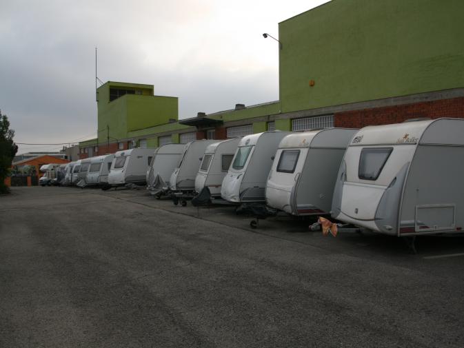 foto del parking Caravanas 1000 (Terrassa - Barcelona)